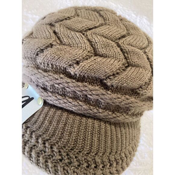 Beret Winter Warm Baggy Beanie Knit Crochet Hat - Picture 8 of 8